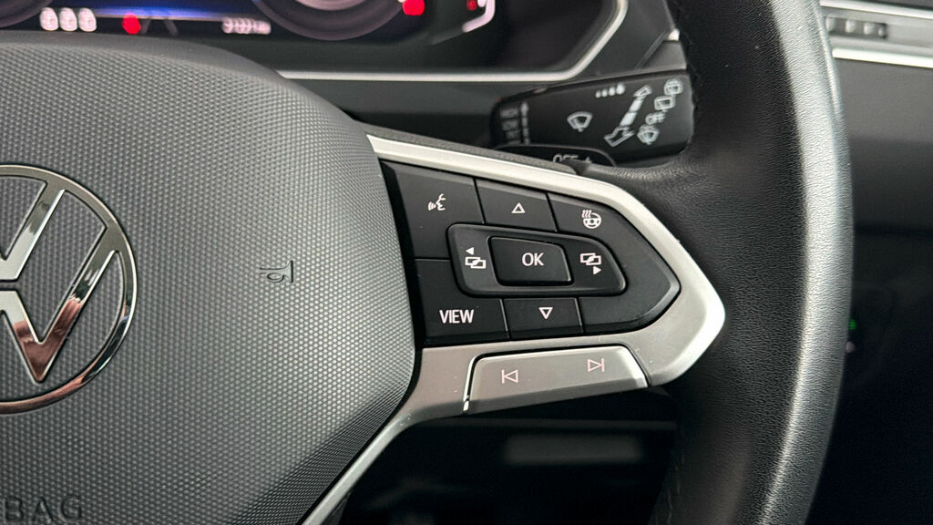 Volkswagen Tiguan Elegance Black #23