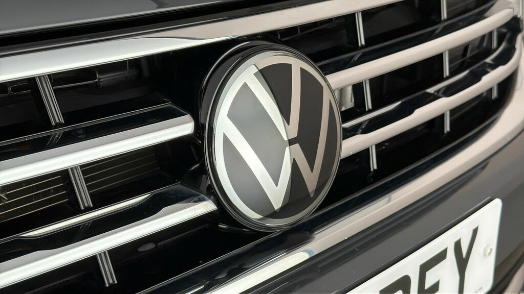 Volkswagen Tiguan Elegance Black #21