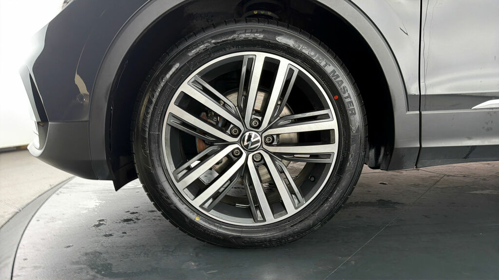 Volkswagen Tiguan Elegance Black #17