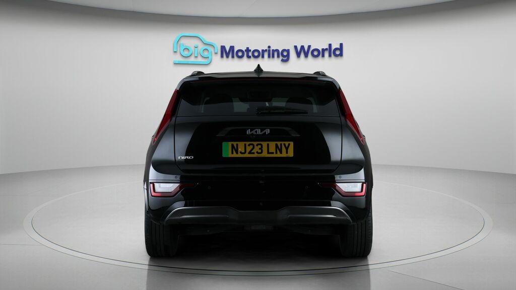 Kia Niro 4 Black #6