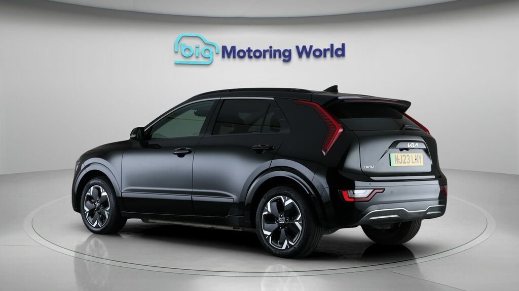 Kia Niro 4 Black #5