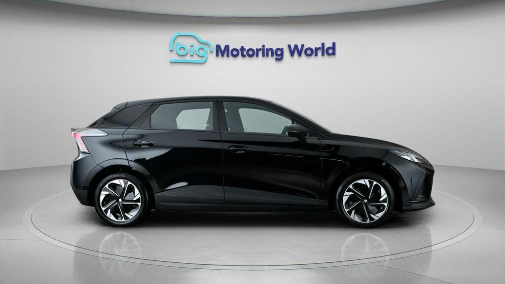 MG MG4 125Kw Se Ev 51Kwh 2024 Black #8
