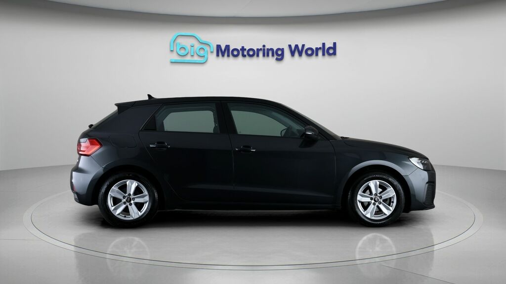 Audi A1 S Line 30 Tfsi 110 Ps S Tronic Silver #8