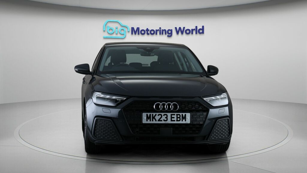 Audi A1 S Line 30 Tfsi 110 Ps S Tronic Silver #2