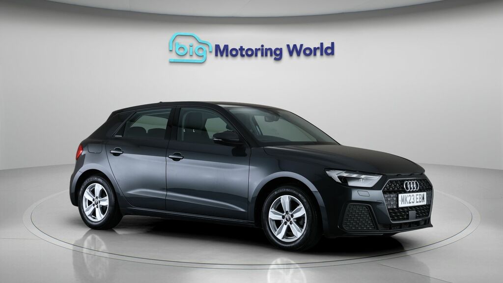 Audi A1 S Line 30 Tfsi 110 Ps S Tronic Silver #1