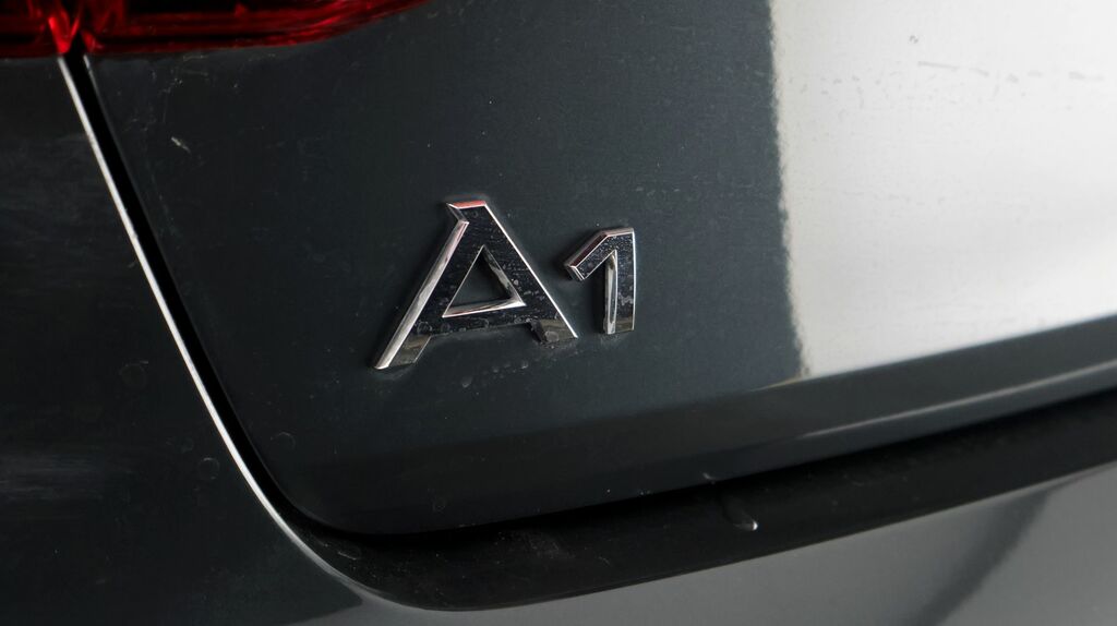 Audi A1 S Line 30 Tfsi 110 Ps S Tronic Silver #22