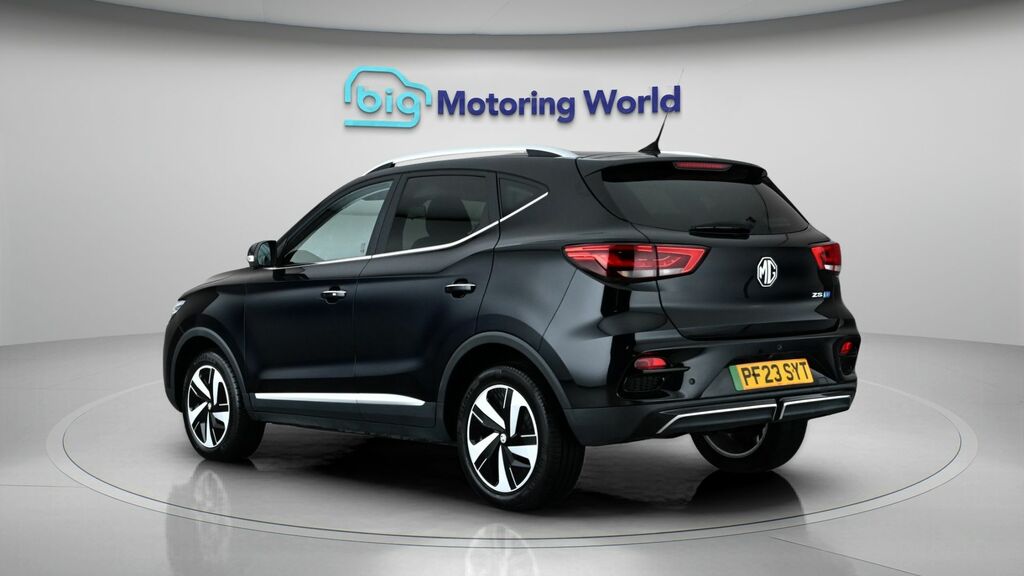 MG ZS 1.0T Gdi Excite Dct Red #5