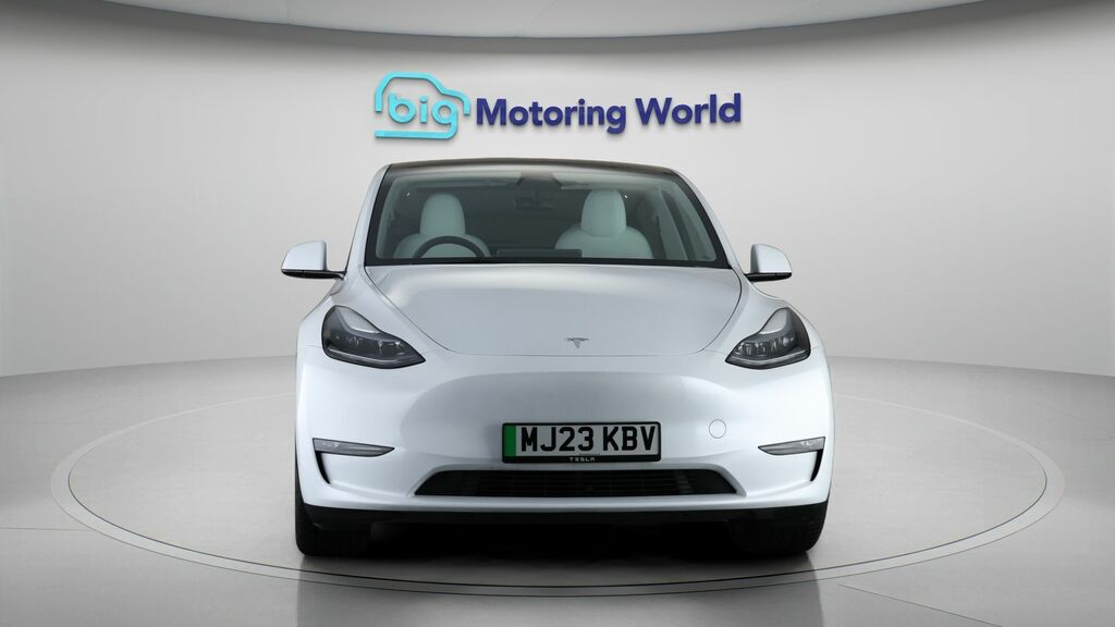 Tesla Model Y Performance White #2