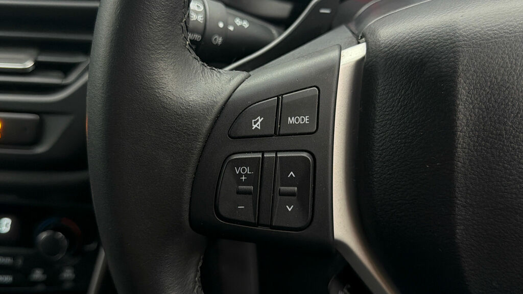 Suzuki S Cross Boosterjet Mhev Motion White #14