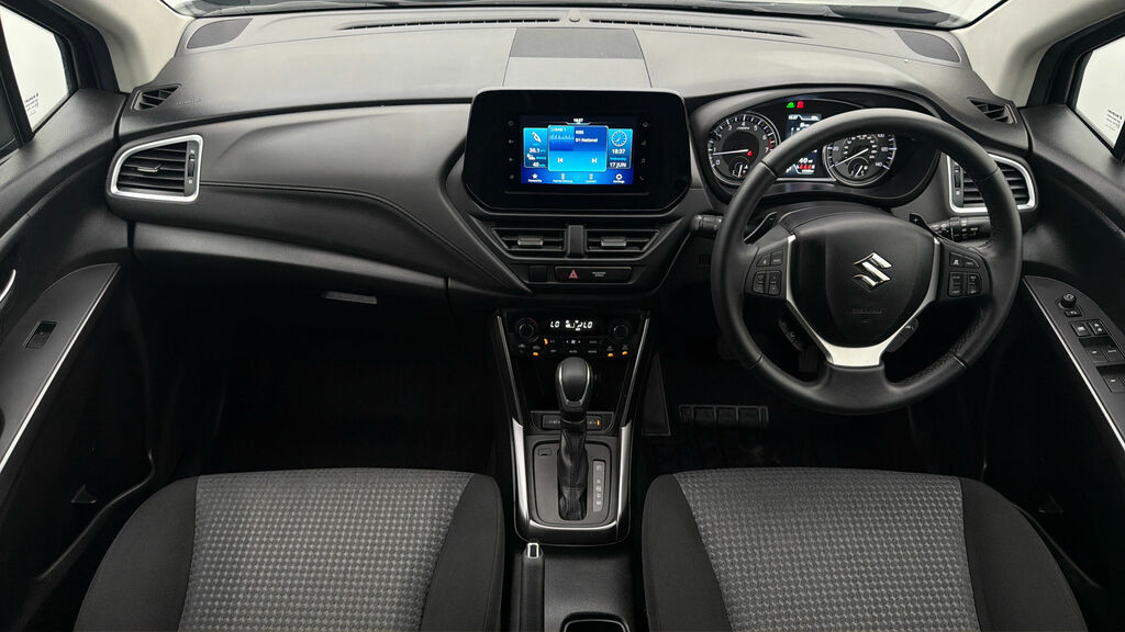 Suzuki S Cross Motion Black #4