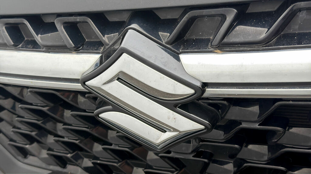 Suzuki S Cross Boosterjet Mhev Motion White #13