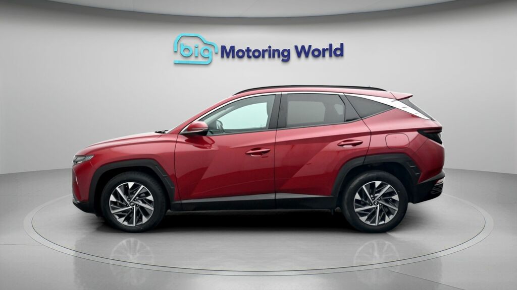 Hyundai Tucson Premium Red #4