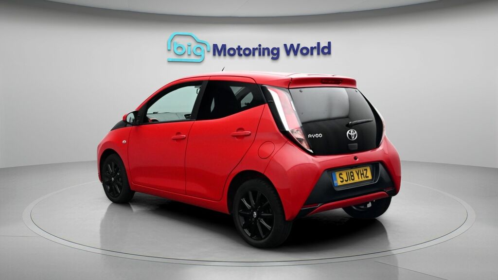 Toyota Aygo X X-style Red #5