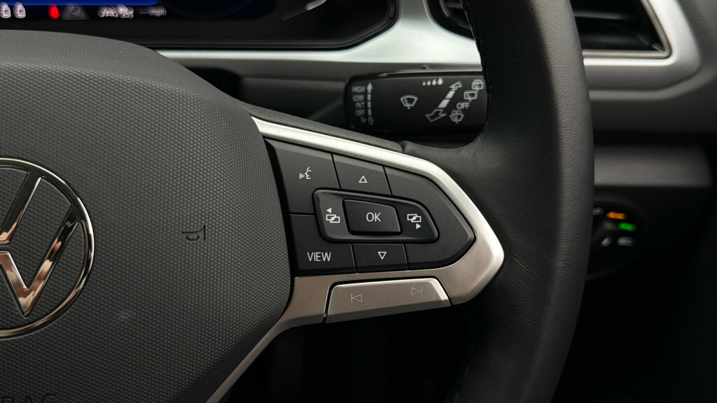Volkswagen T-Roc Style Black #23