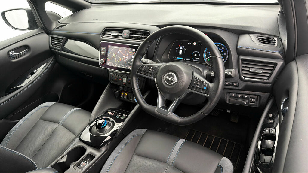 Nissan Leaf 110Kw Tekna 39Kwh Blue #9