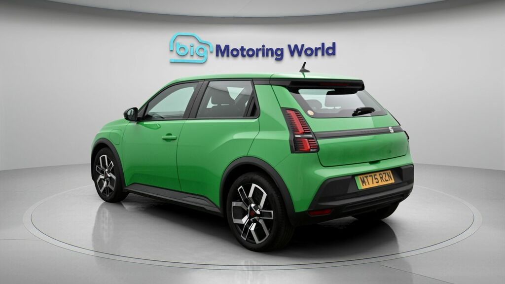 Renault 5 E-Tech Evolution Green #5