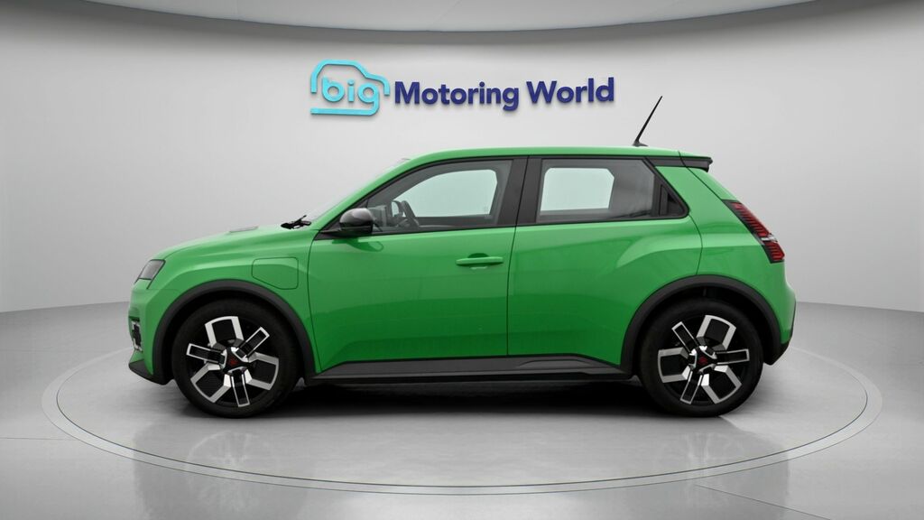 Renault 5 E-Tech Evolution Green #4