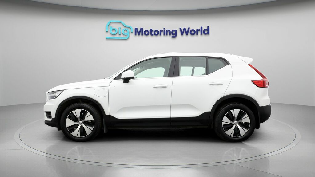 Volvo XC40 Inscription Expression BG71YLS White #4