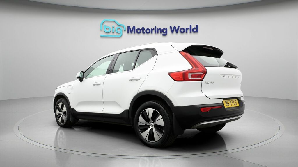Volvo XC40 Inscription Expression BG71YLS White #5