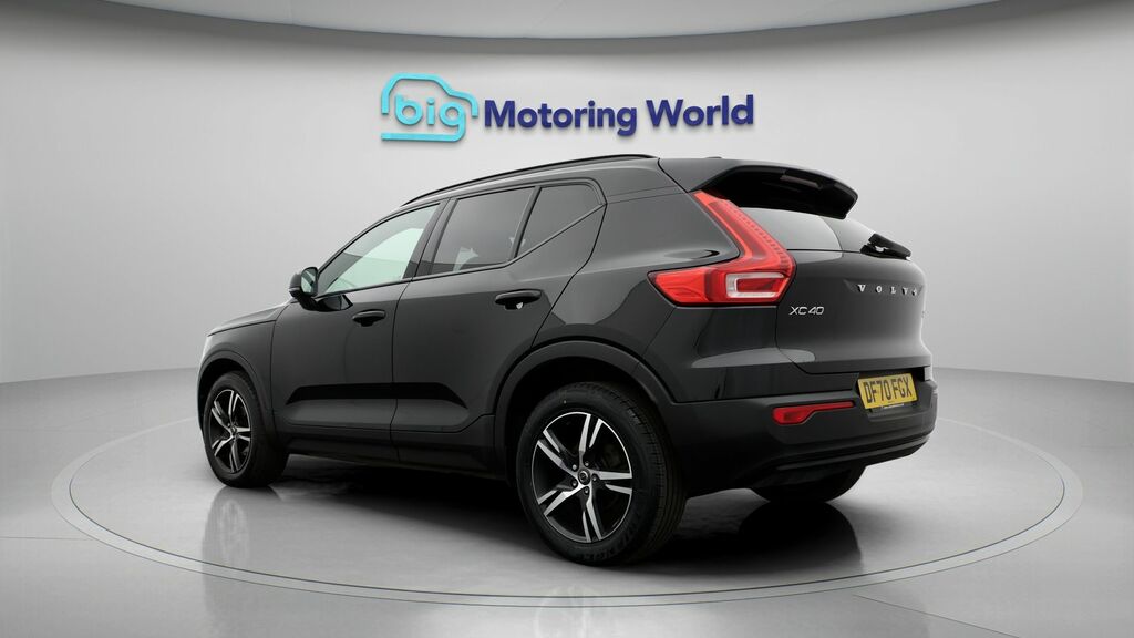 Volvo XC40 R-design DF70FGX Black #5