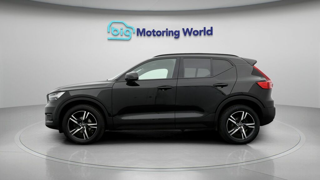 Volvo XC40 R-design DF70FGX Black #4