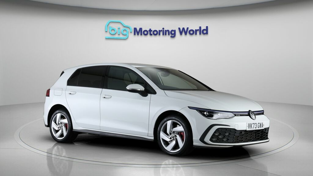 Volkswagen Golf Gte White