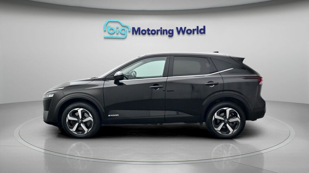 Nissan Qashqai N-connecta Black #4