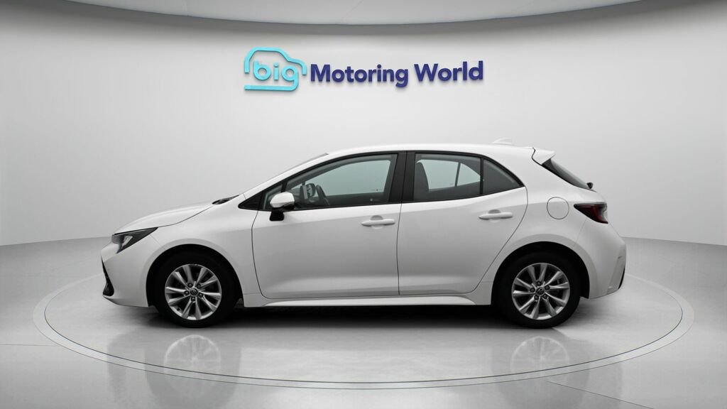 Toyota Corolla Icon FP23VSX White #4
