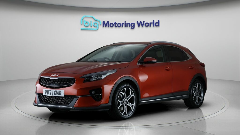 Kia Xceed Connect Orange #3