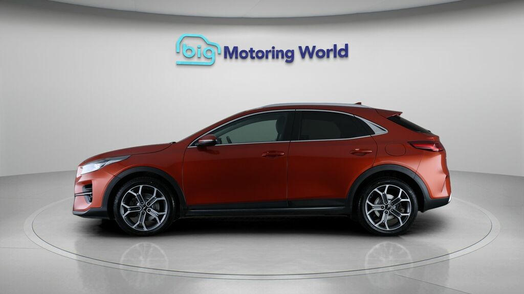 Kia Xceed Connect Orange #4