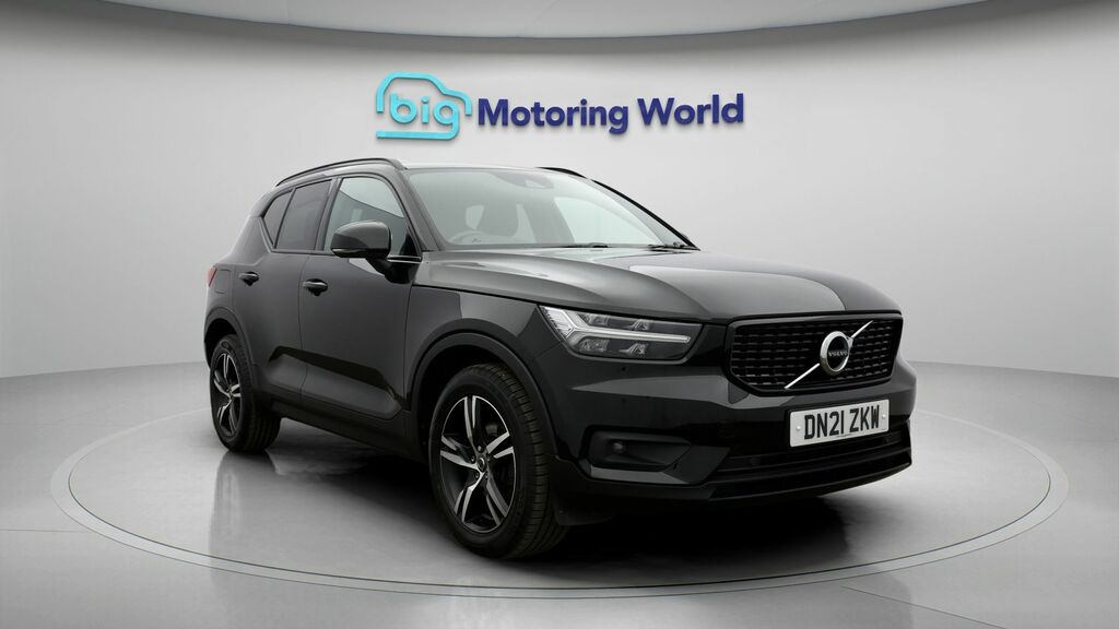 Volvo XC40 R-design Black