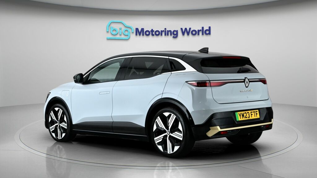 Renault Megane E-Tech Iconic Black #5