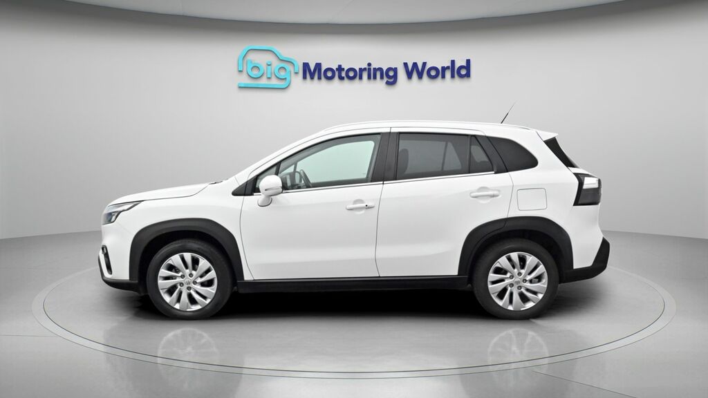 Suzuki S Cross Motion LV23XOX White #4