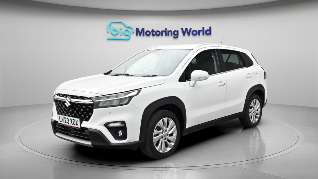 Suzuki S Cross Motion LV23XOX White #3