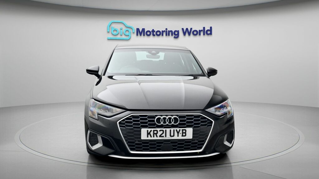 Audi A3 Sport KR21UYB Black #2