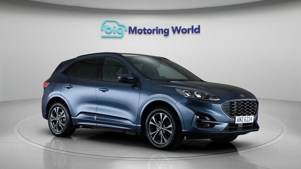 Ford Kuga St-line AMZ6234 Blue