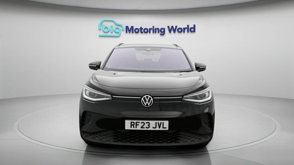 Volkswagen ID.4 Family Black #2
