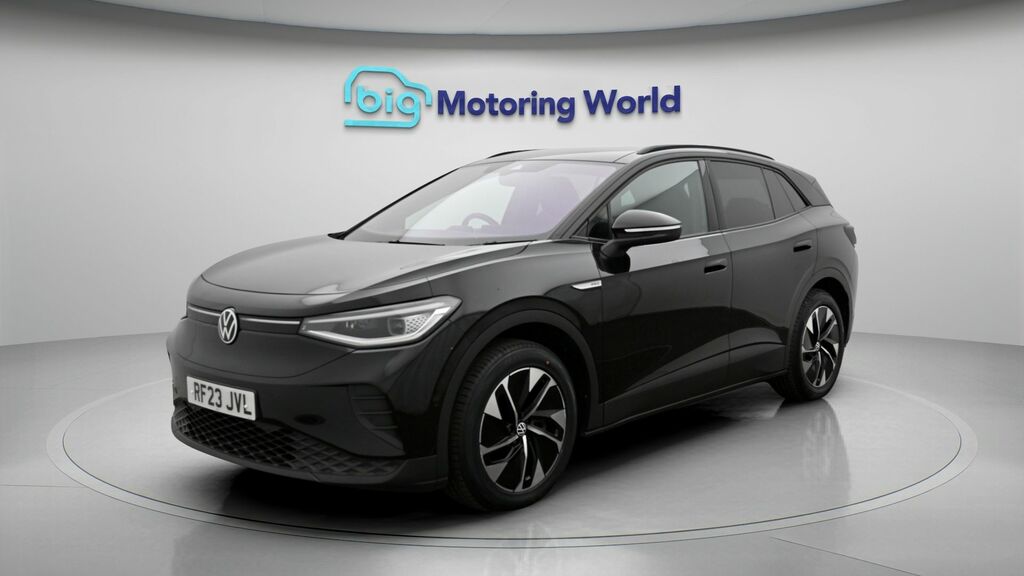 Volkswagen ID.4 Family Black #3