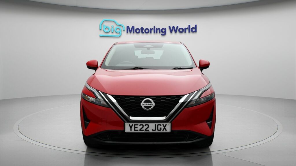 Nissan Qashqai Visia Red #2