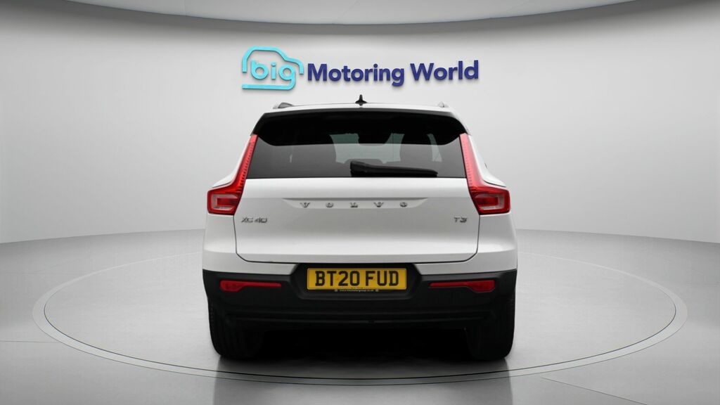Volvo XC40 R-design BT20FUD White #6