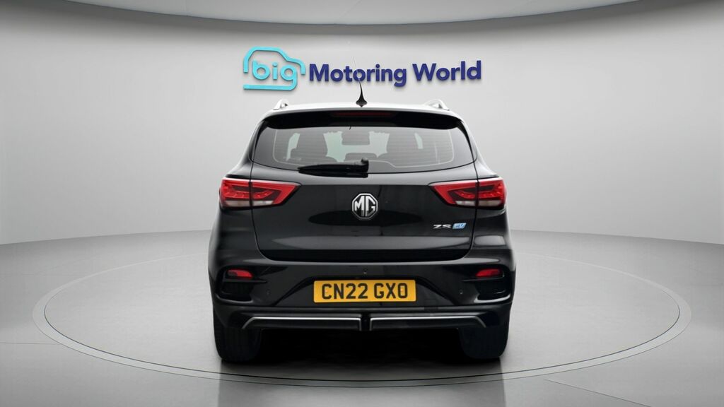 MG ZS Trophy CN22GXO Black #6