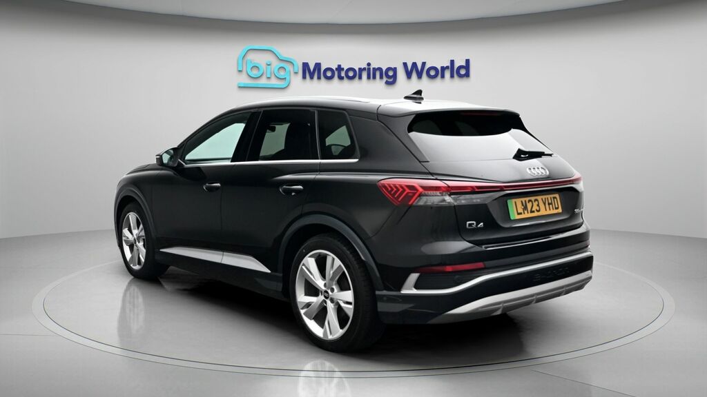 Audi Q4 E Tron S Line Black #5
