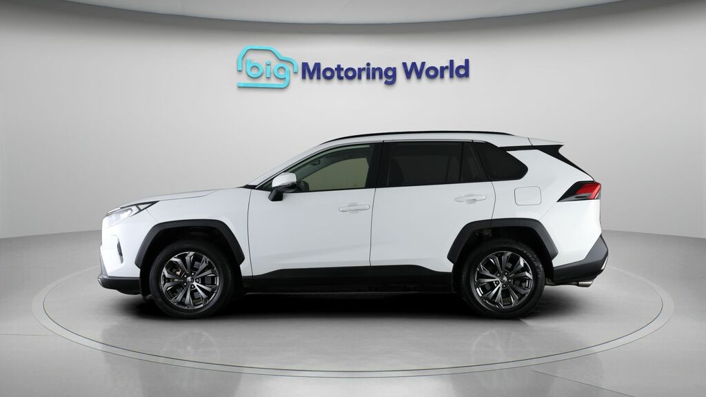 Toyota Rav 4 Design White #4