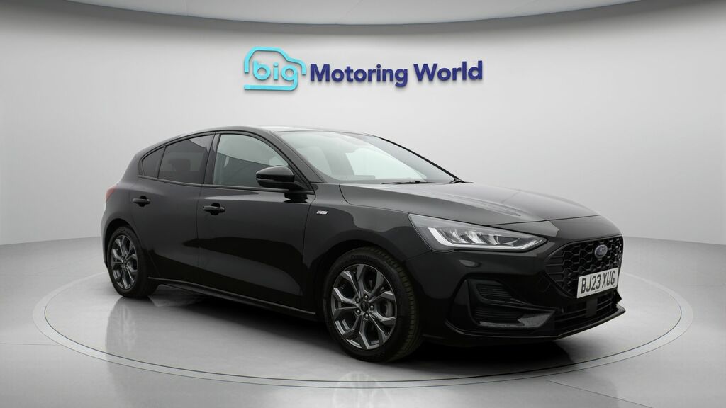 Ford Focus St-line BJ23XUG Black