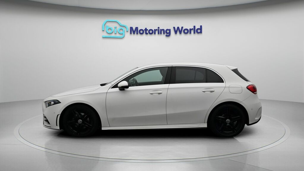 Mercedes-Benz A Class Amg Line VX70RWJ White #4