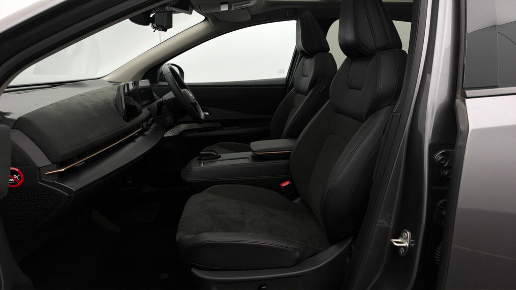 Nissan Ariya Evolve Grey #5