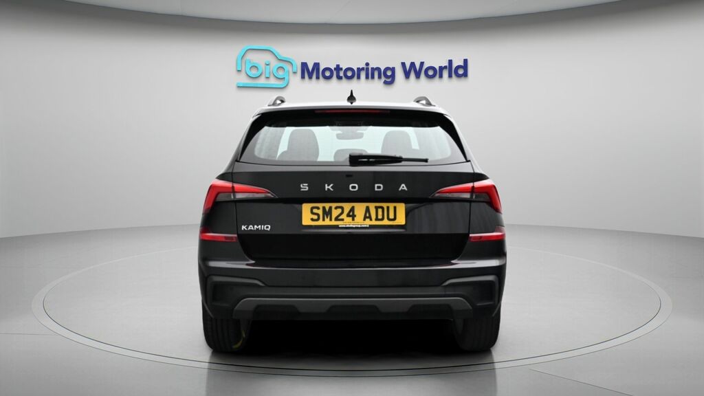 Skoda Kamiq Se Black #6