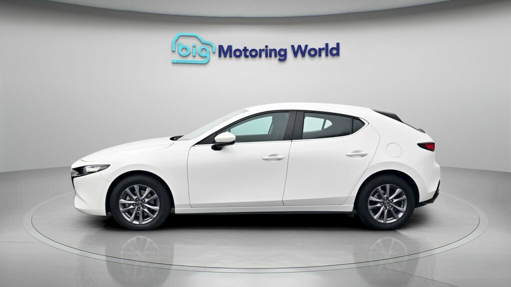 Mazda 3 Se-l Lux White #4