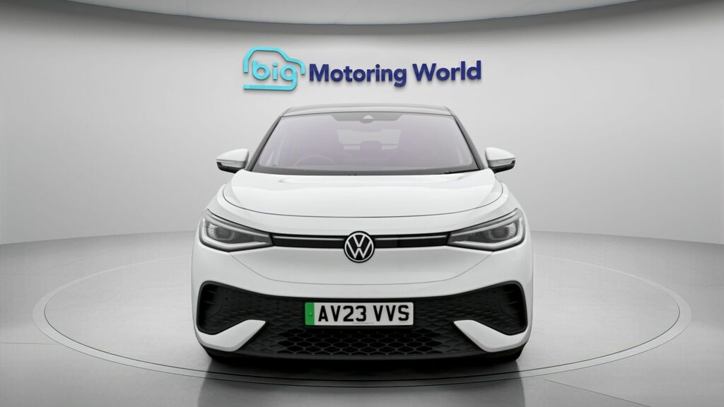 Volkswagen ID.5 Style White #2