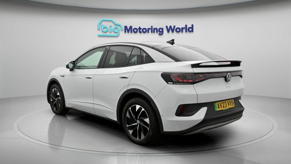 Volkswagen ID.5 Style White #5